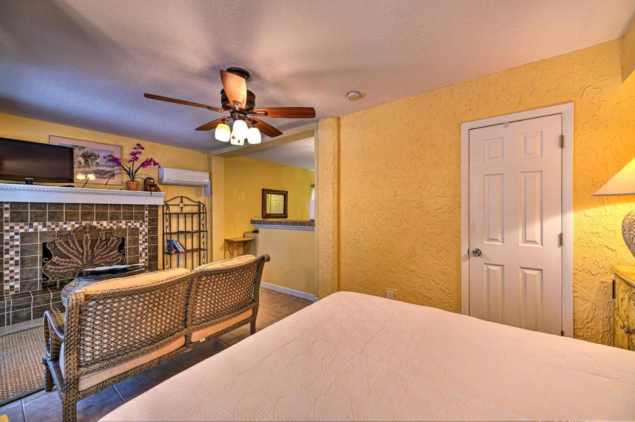 Lido Key Hideout With Patio And Yard And Walk To Beach! Sarasota Ngoại thất bức ảnh